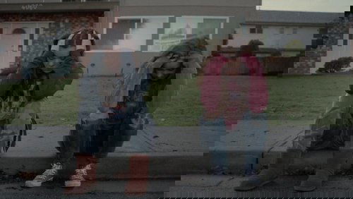 The Edge of Seventeen - Khi Em 17 - Hình 4